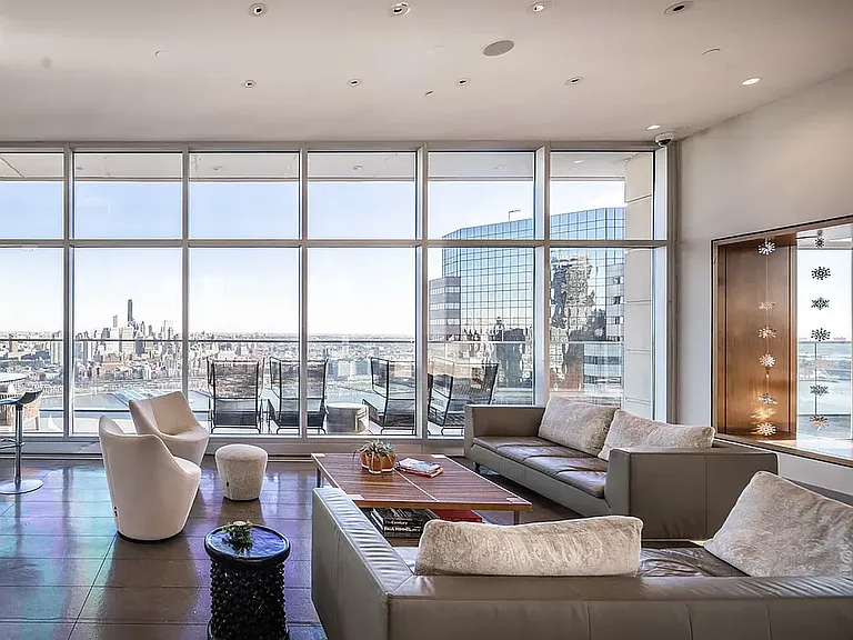 75 Wall St #37O — Photo 26