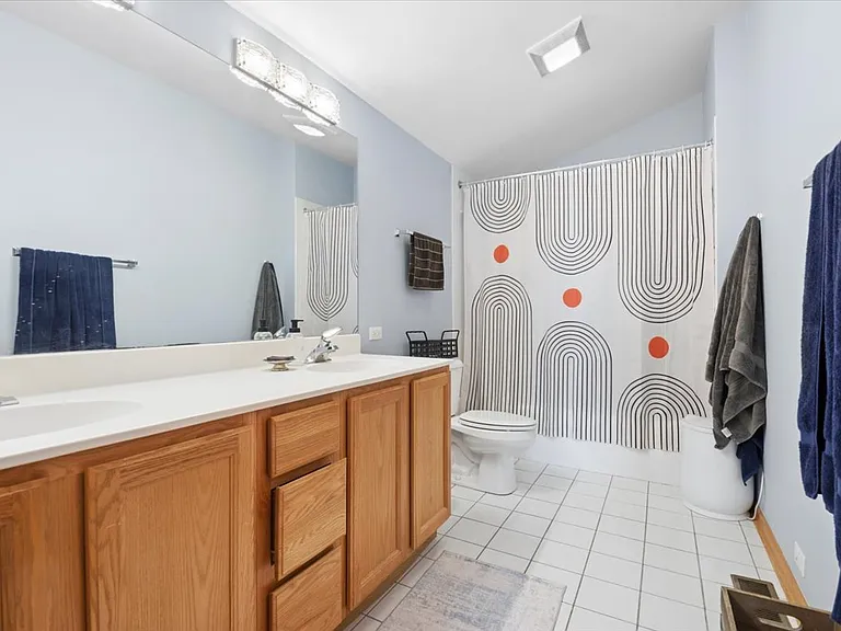 2926 N Lincoln Ave #3 — Photo 12