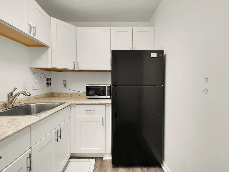 2401 H St NW #209 — Photo 12