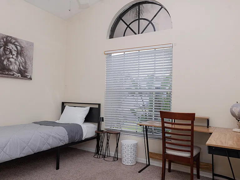1637 Maximilian Dr — Photo 17