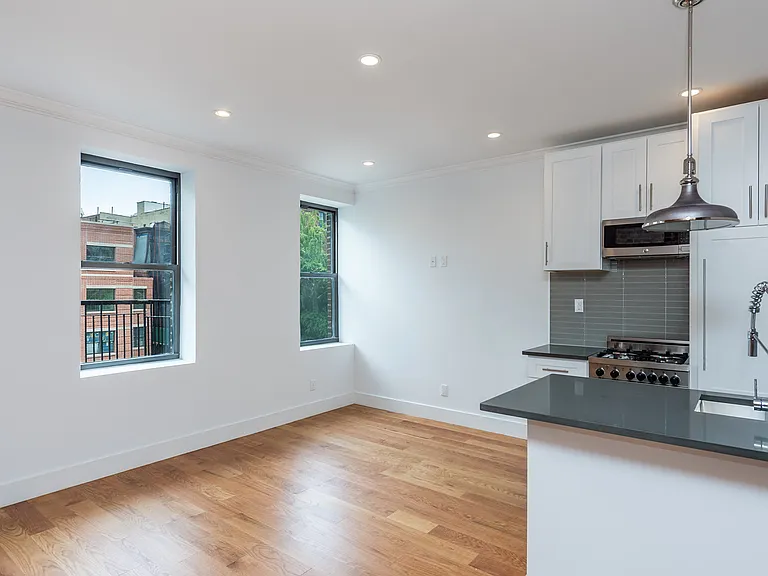 260 Washington Ave #B-1 — Photo 4