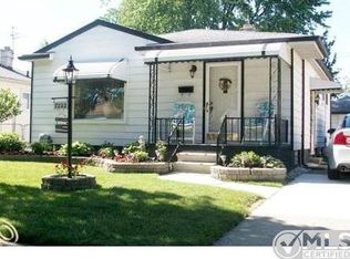 7222 Sterling St, Center Line, MI 48015