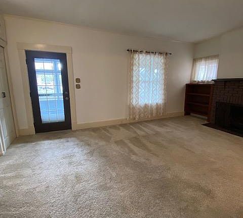 Entrance to living room