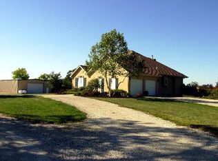 900 Washington St, Oskaloosa, KS 66066