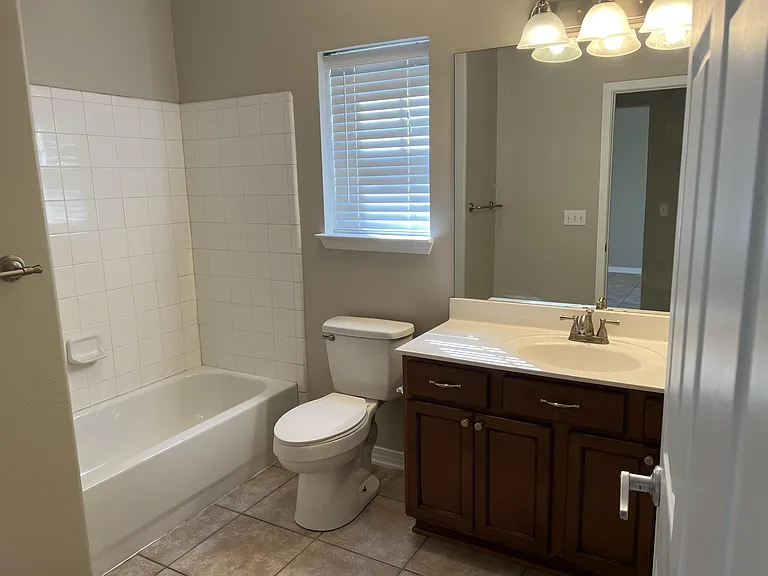 8 Myrtle Oak Way — Photo 12