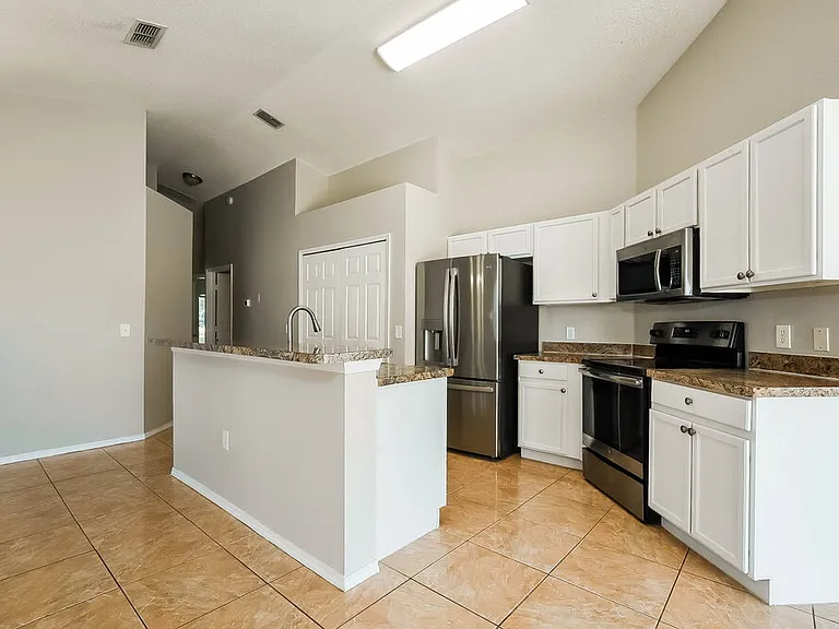 2160 Jessa Dr — Photo 6