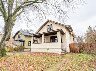 8021 Christie Ave, Lyons, IL 60534
