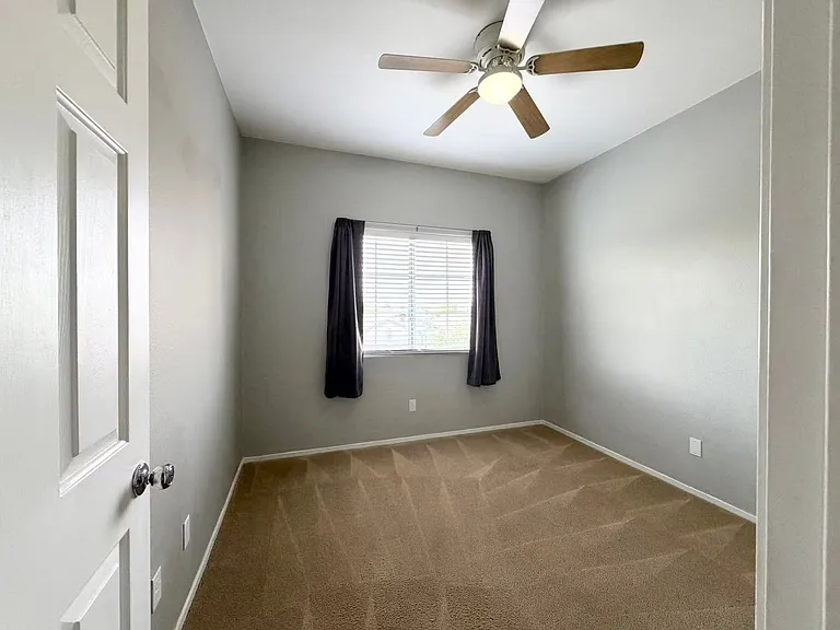 8901 Square Knot Ave — Photo 17