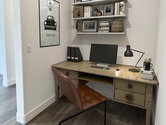 HovHub to keep you organized