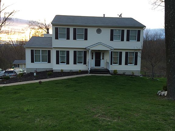 2nd image of 17 Peary Dr