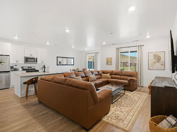 1706 S Ripple Rock Dr, Washington, UT