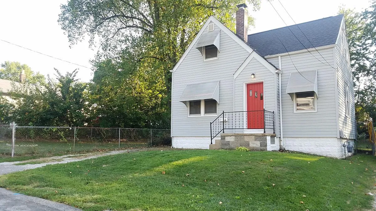 352 Rauhut Ave photo 1