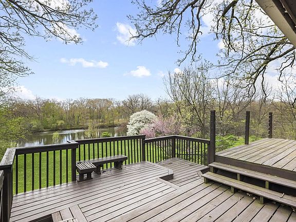 3rd image of 1004 Ridgewood Drive