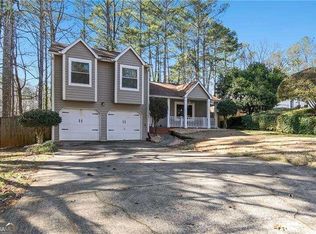 130 Sheringham Dr, Roswell, GA 30076