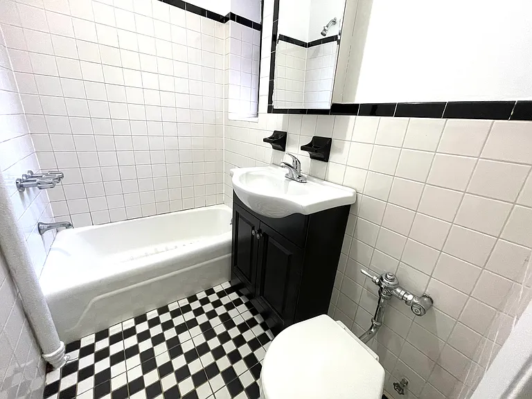 31-68 33rd St #1 — Photo 8