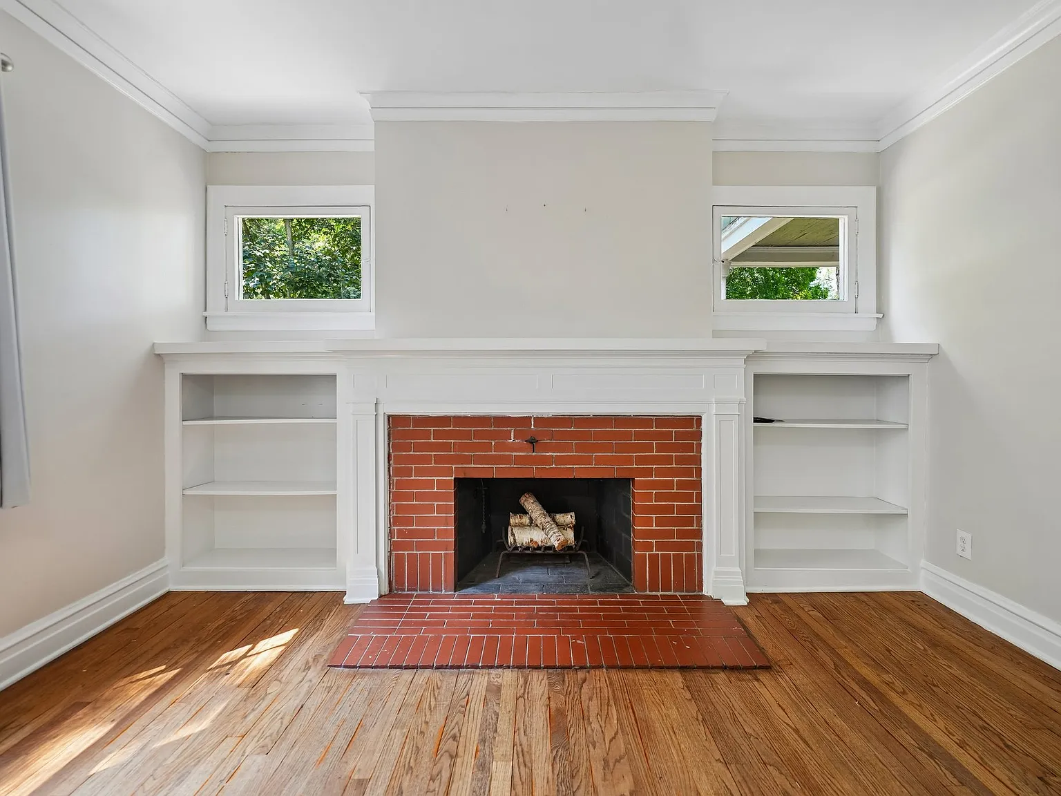 5 bed, 4.5 bath, 2942 sqft, $6,000 — Photo 3
