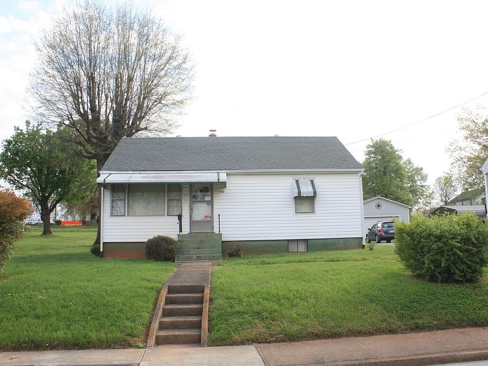 1st image of 304 Roberts Ave Lot 10