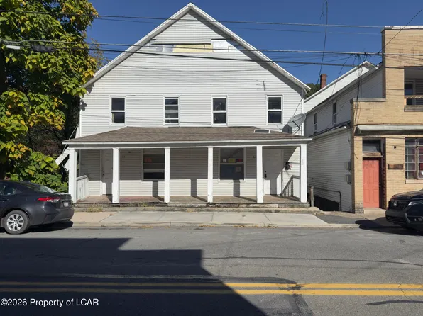 82 W Main St, Glen Lyon, PA 18617