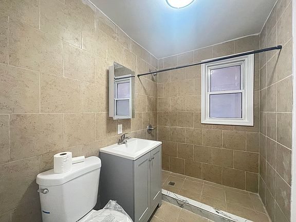 5th image of 3143 Sands Pl Floor 1