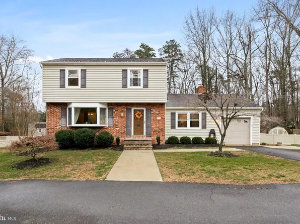 53 Taunton Rd, Medford, NJ 08055