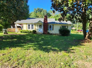 155 Hayes Ave, Hudson, NC 28638
