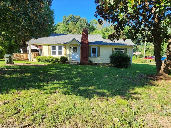 155 Hayes Ave, Hudson, NC 28638