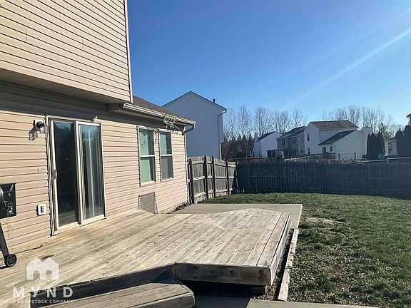 4th image of 713 Smithers Dr