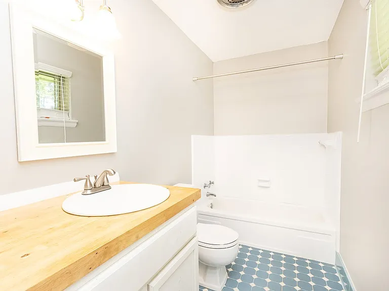 834 Kay Cir — Photo 10