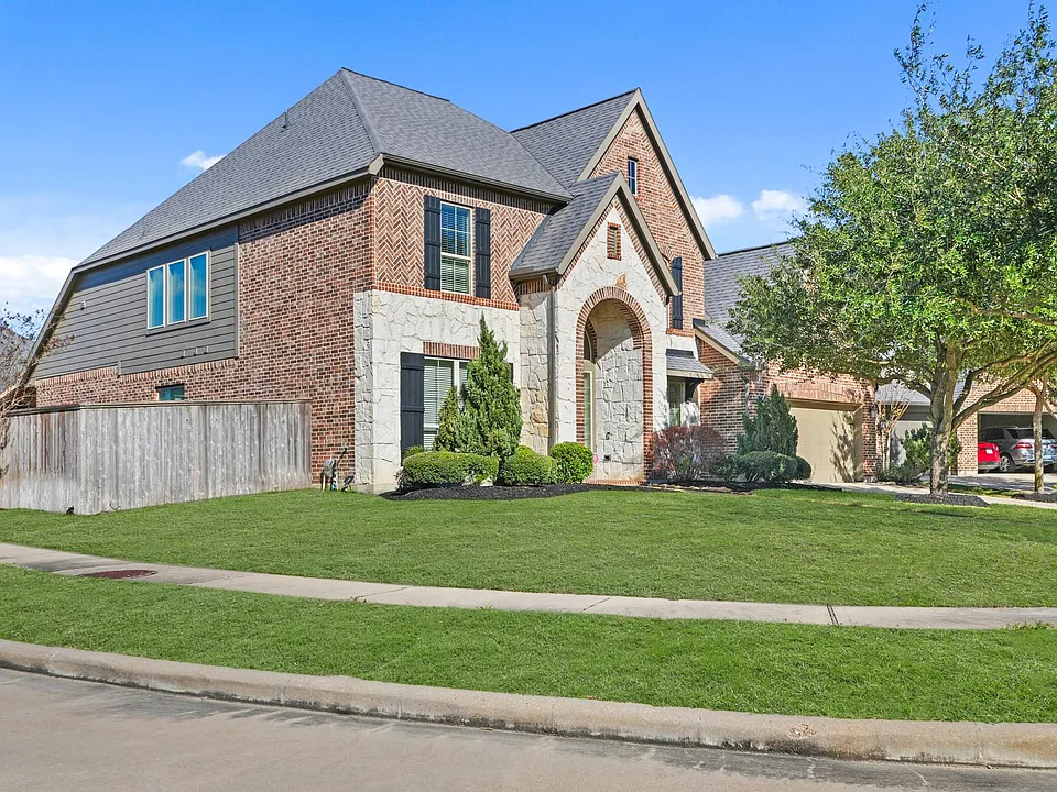 2523 Crossvine Dr