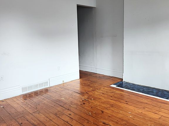 3rd image of 232 Hudson Ave #234