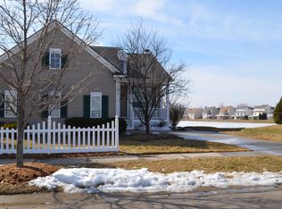129 Island Lake Ct, Oxford, MI