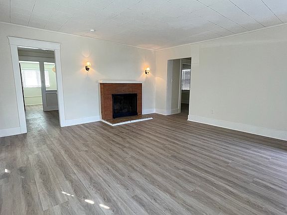 3rd image of 4320 Cherokee Ave