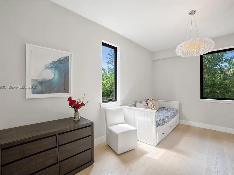 6226 Paradise Point Dr — Photo 28