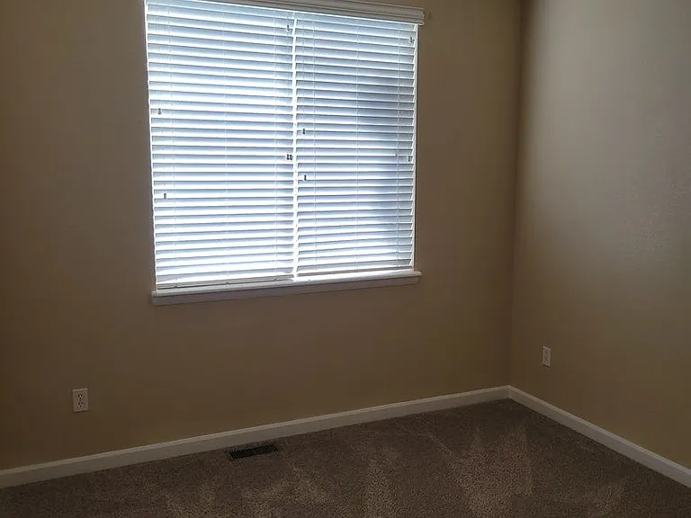 7747 Mountain Laurel Dr — Photo 14