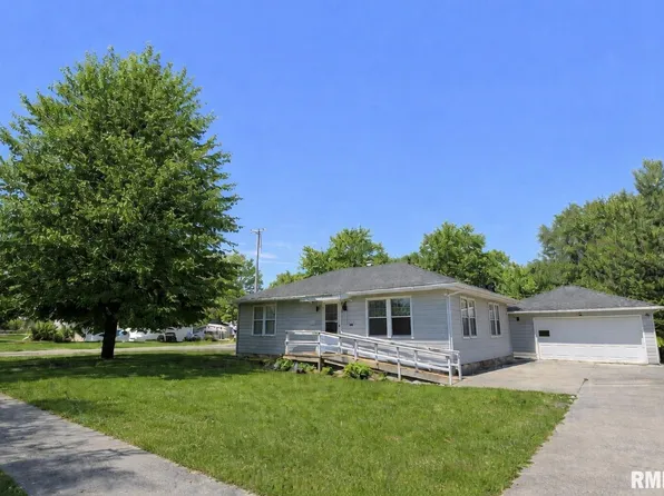 390 S Jefferson St, Roseville, IL 61473