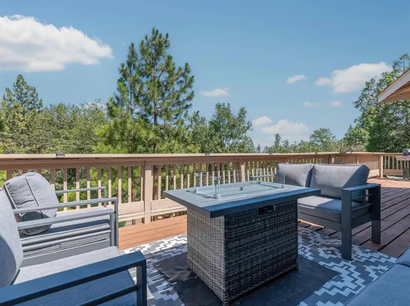 23984 Oxbow Ln S, Sonora, CA 95370