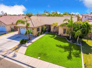 1273 Topaz Ct, Calexico, CA 92231