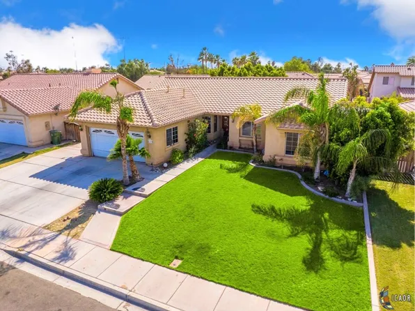 1273 Topaz Ct, Calexico, CA 92231