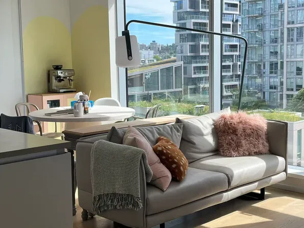 899 Pacific St #502, Vancouver, BC V6Z 2P5