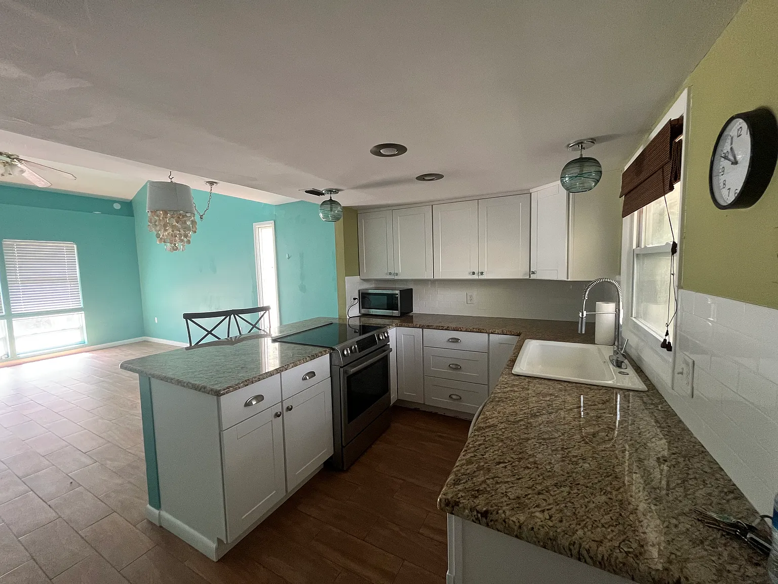 1 bed, 1.5 bath, 1088 sqft, $2,000 — Photo 3