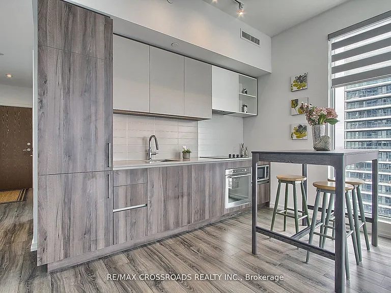 1000 Portage Pkwy #2511 — Photo 9