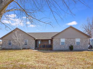 7343 Ridgeview Cir, Odessa, MO 64076