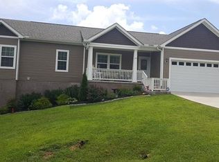 270 High Ridge Dr, Mills River, NC 28759