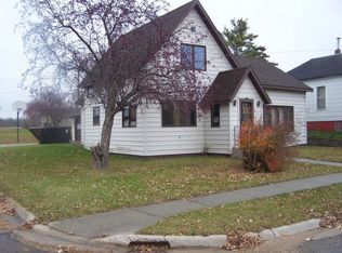 201 W Maple Ave, Frazee, MN 56544