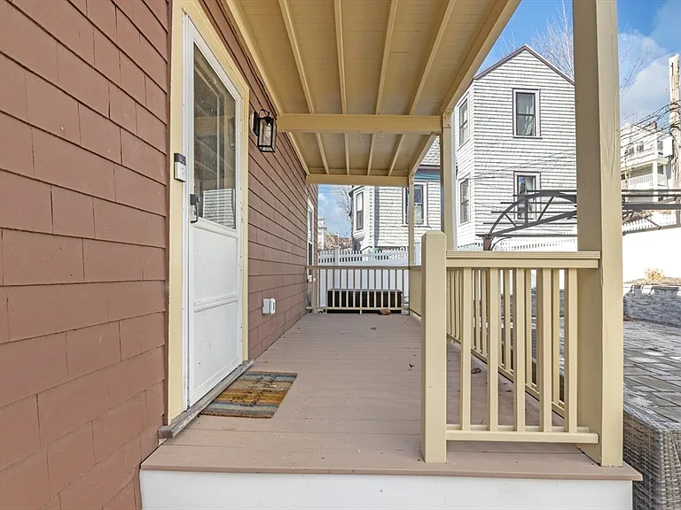 67 Robert St #1 — Photo 16