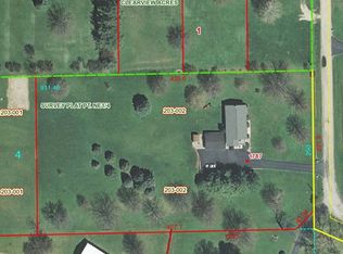 1787 Clearview Rd, Dixon, IL 61021