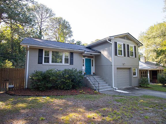 3rd image of 1521 Lonsford Dr