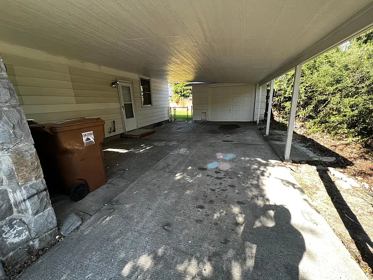 5511 N Whitehouse St — Photo 4