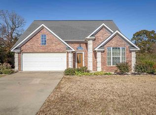 216 Chelsea St, Center, TX 75935