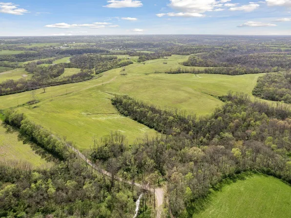 6055 Pyles Rd, Maysville, KY 41056